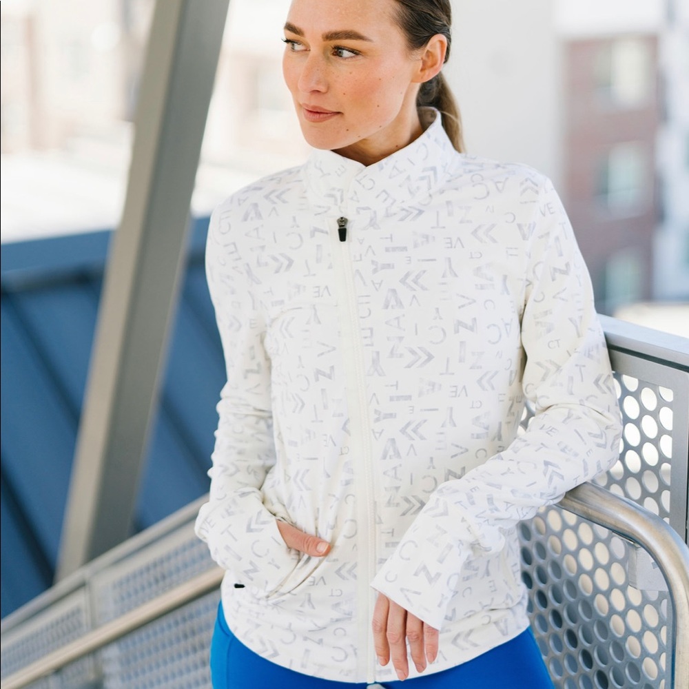Zyia Active White Form Zipper Jacket sz M